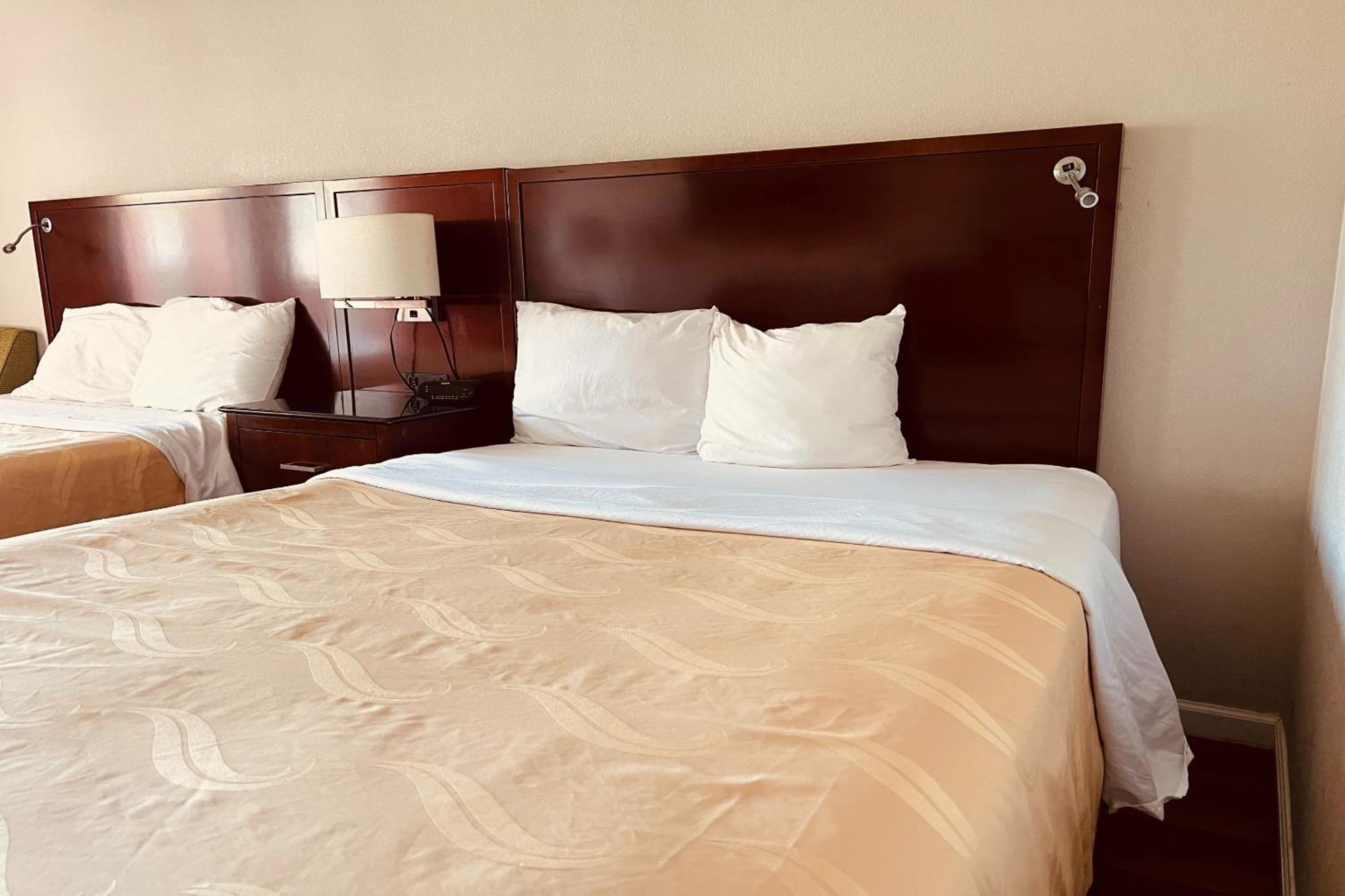 Cambridge Inn Oklahoma City Eksteriør billede