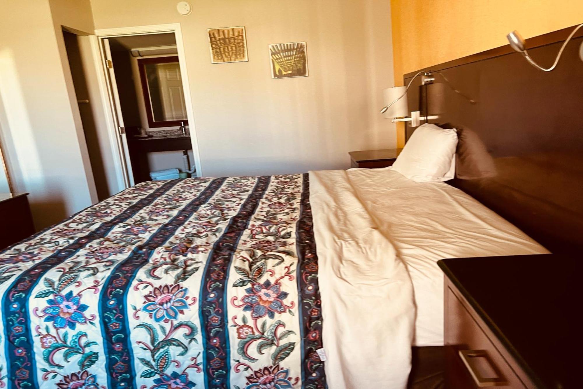 Cambridge Inn Oklahoma City Eksteriør billede
